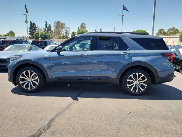 Used 2026 Ford Explorer ST-Line w/ Premium Package RWD image 28