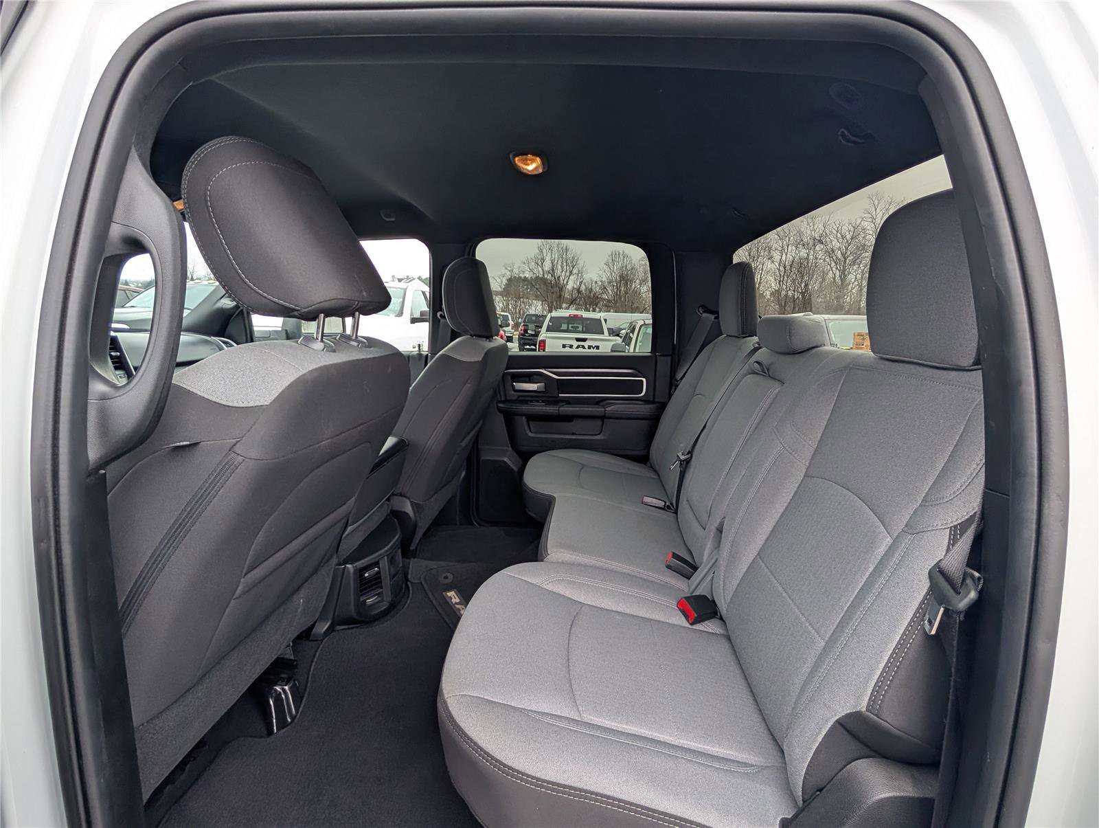 Used 2024 RAM 3500 Big Horn image 16