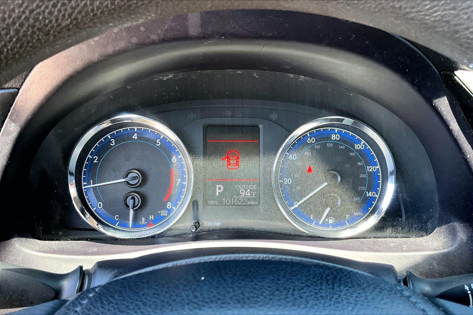 Used 2018 Toyota Corolla LE FWD image 26