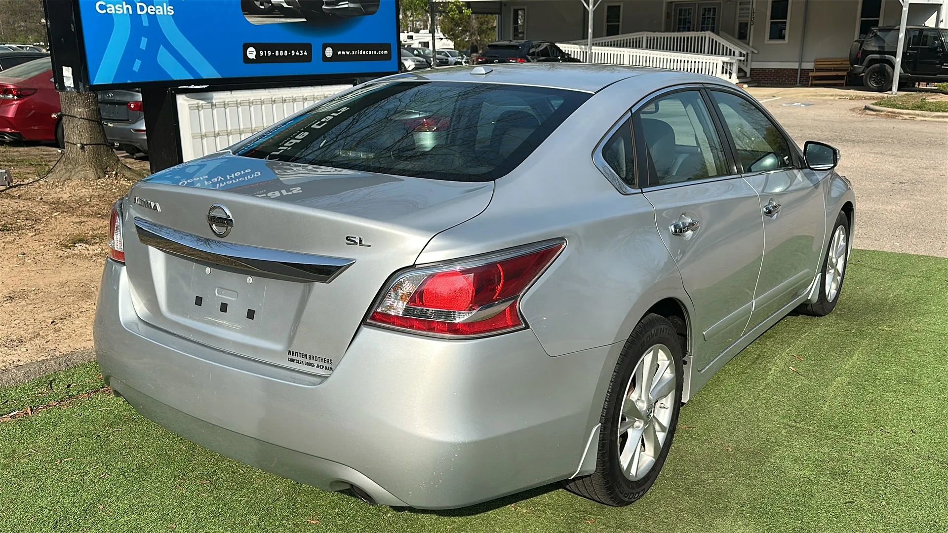 Used 2015 Nissan Altima 2.5 SL w/ Technology Package image 8