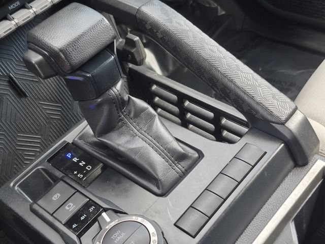 Used 2024 Toyota Tacoma SR5 AWD/4WD image 16