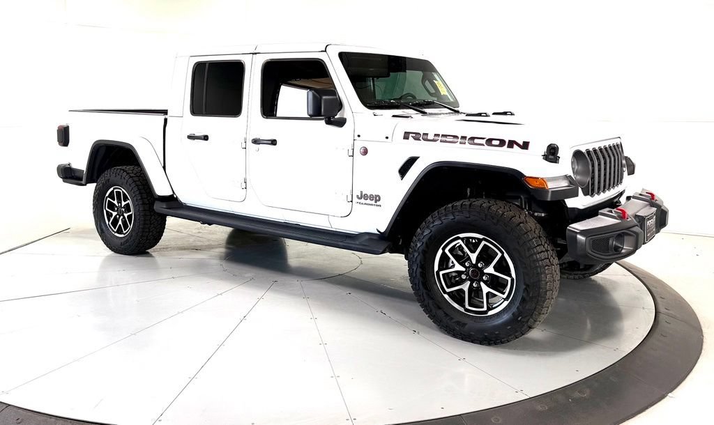 Used 2025 Jeep Gladiator Rubicon w/ Convenience Group AWD/4WD image 1