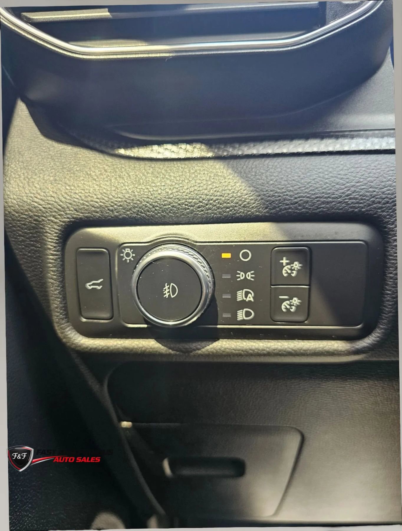 Used 2020 Ford Explorer ST w/ ST Street Pack AWD/4WD image 21