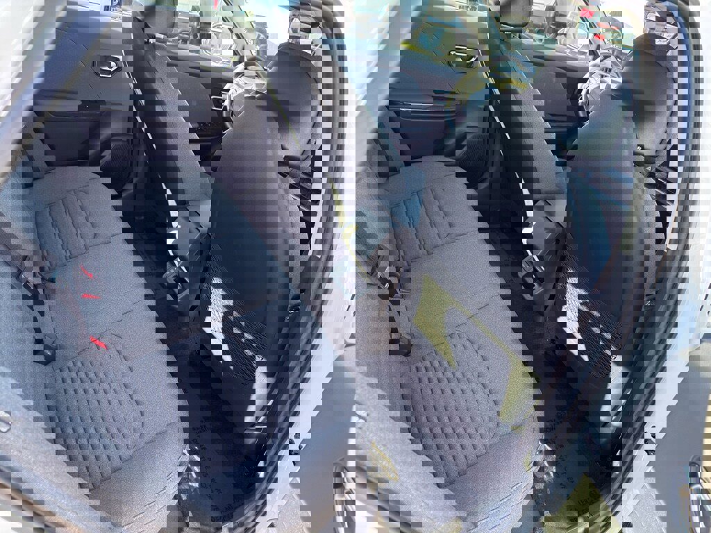 Used 2025 Kia K4 EX image 18