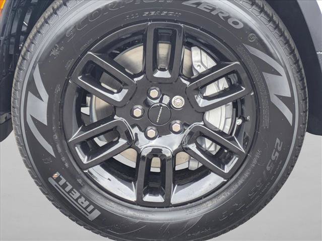 New 2026 Land Rover Defender 110 S AWD/4WD image 10