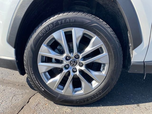 Used 2019 Toyota RAV4 Limited image 23