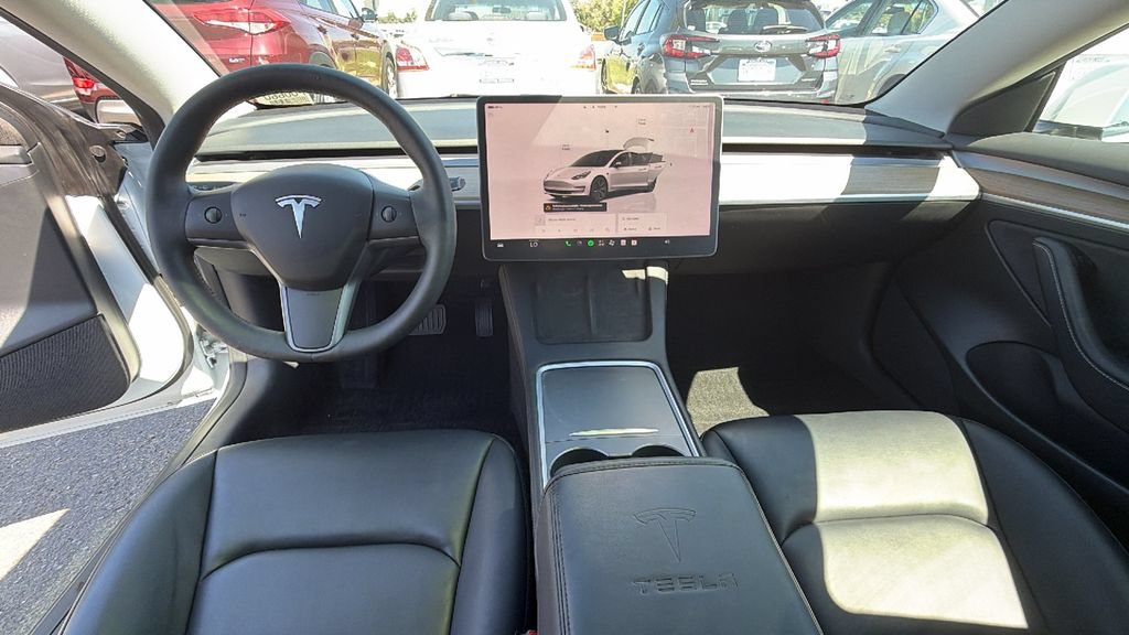 Used 2023 Tesla Model 3 Standard Range RWD image 17