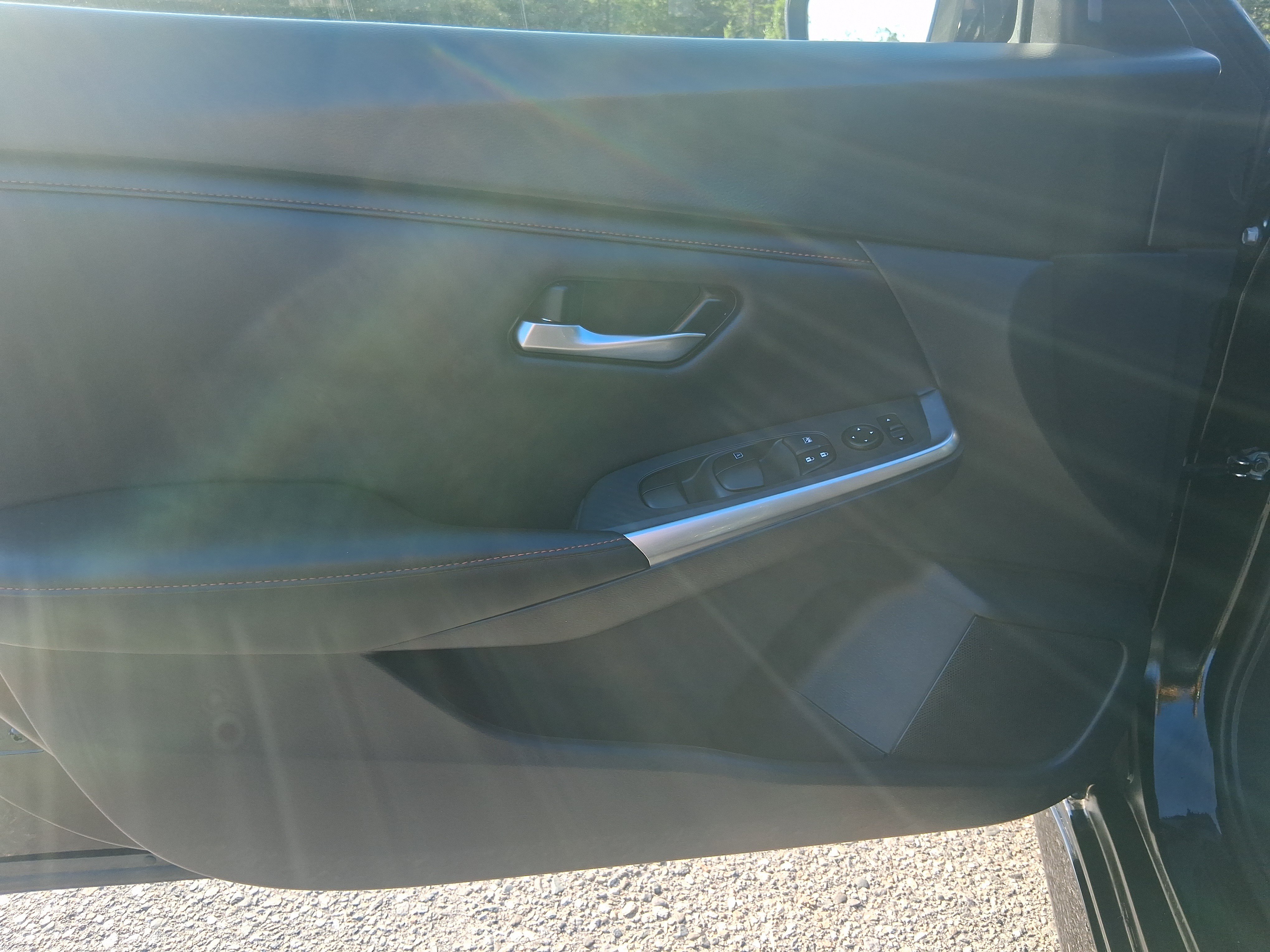 Certified 2023 Nissan Sentra SR w/ Midnight Edition Package FWD image 15