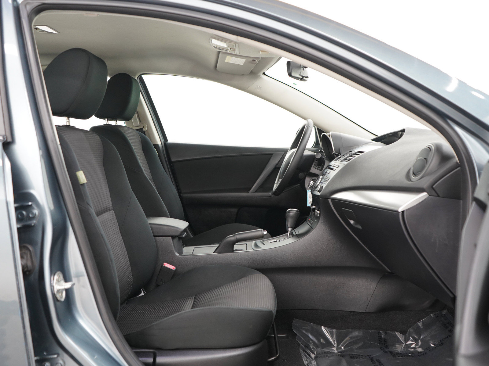 Used 2012 MAZDA MAZDA3 i Touring FWD image 11