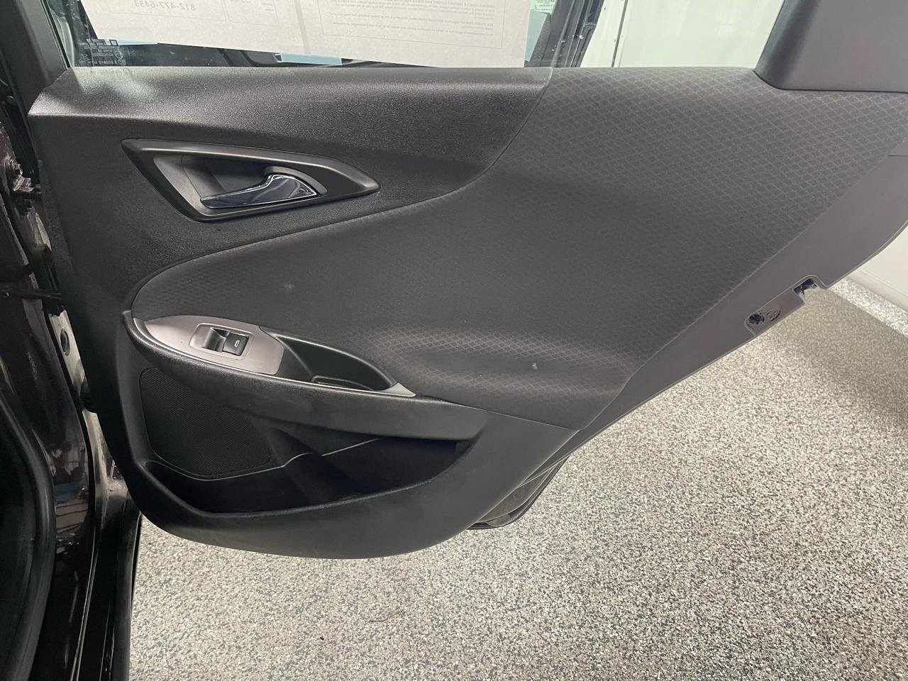 Used 2020 Chevrolet Malibu LS FWD image 10