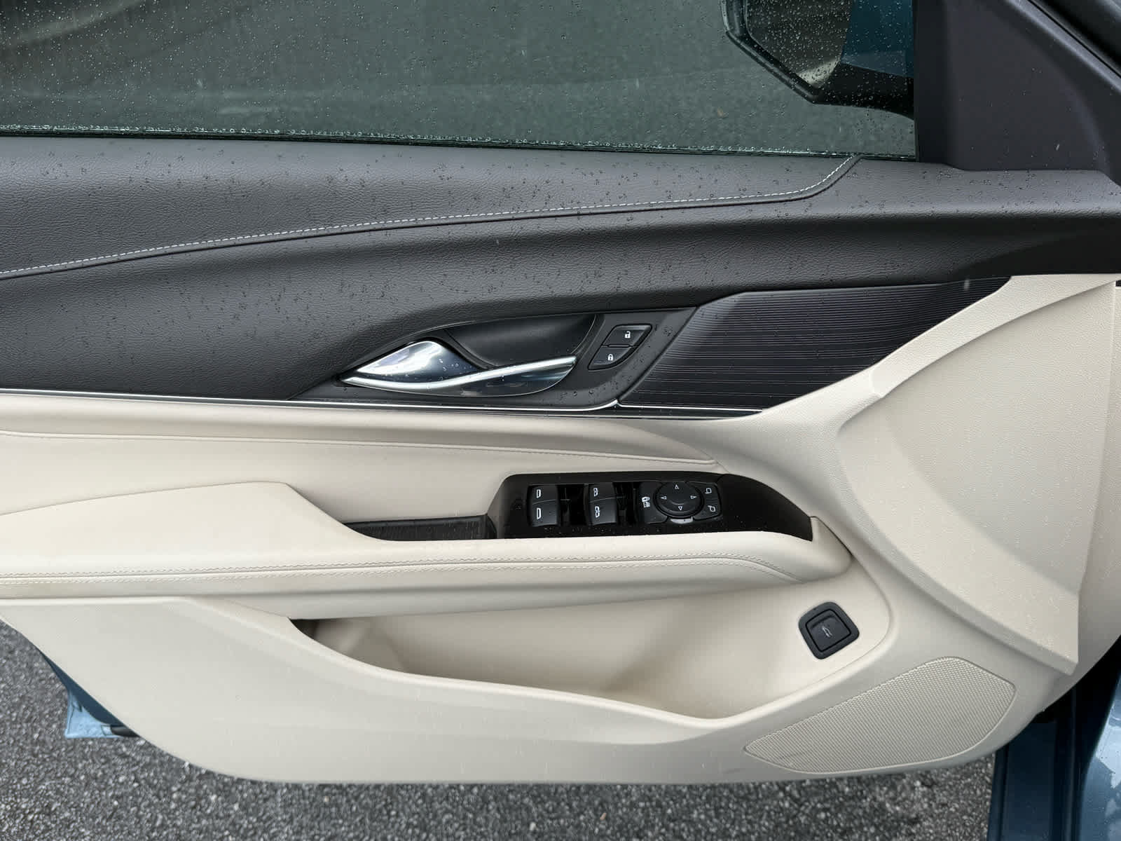 Used 2023 Cadillac CT4 Luxury RWD image 14