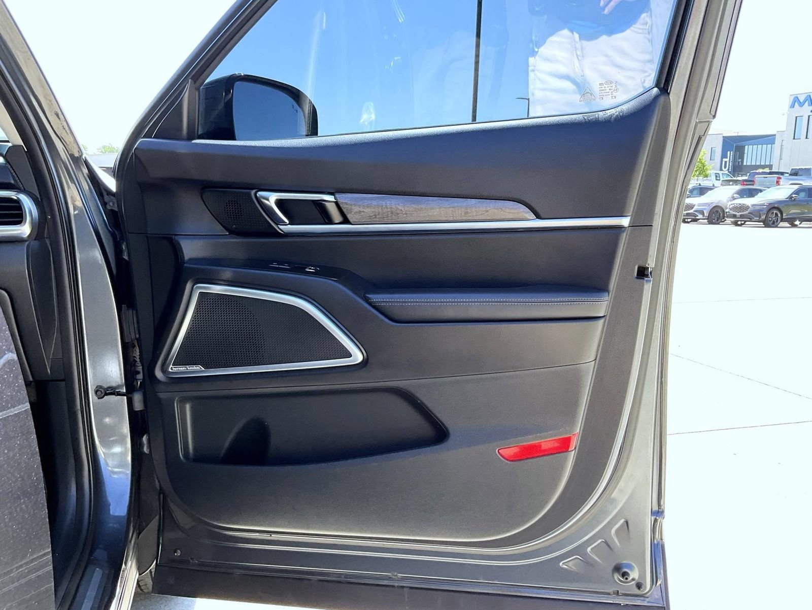 Used 2020 Kia Telluride SX w/ SX Prestige Package AWD/4WD image 17