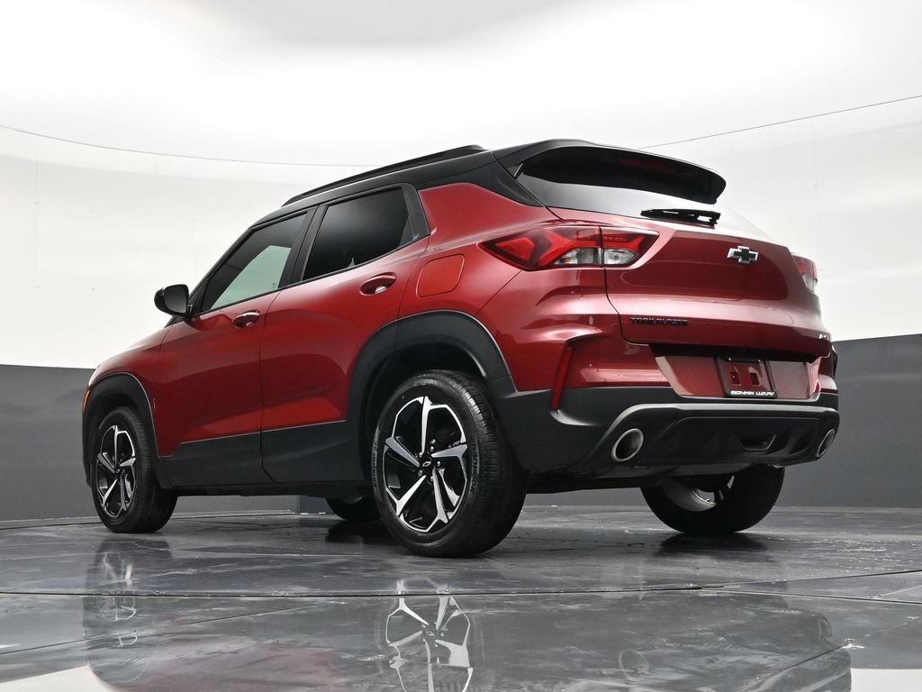 Used 2022 Chevrolet TrailBlazer RS w/ Technology Package FWD image 21