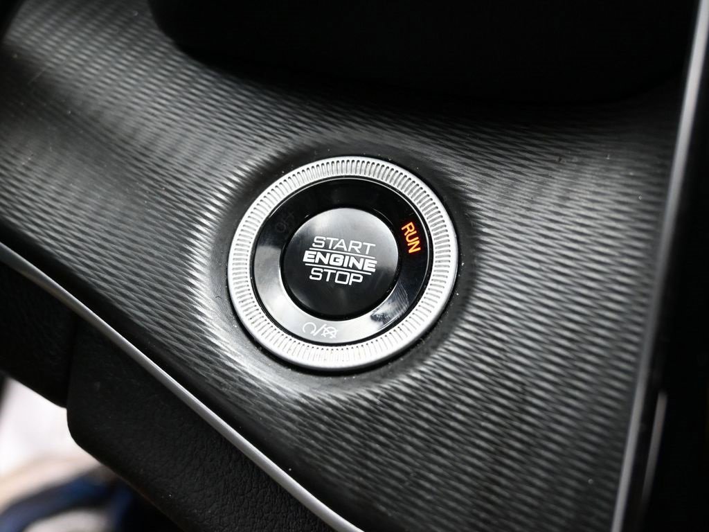 Used 2024 Jeep Grand Cherokee L Laredo image 20