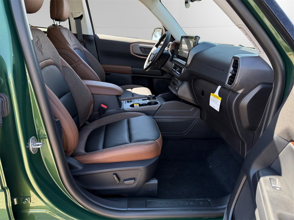 New 2025 Ford Bronco Sport Outer Banks image 14