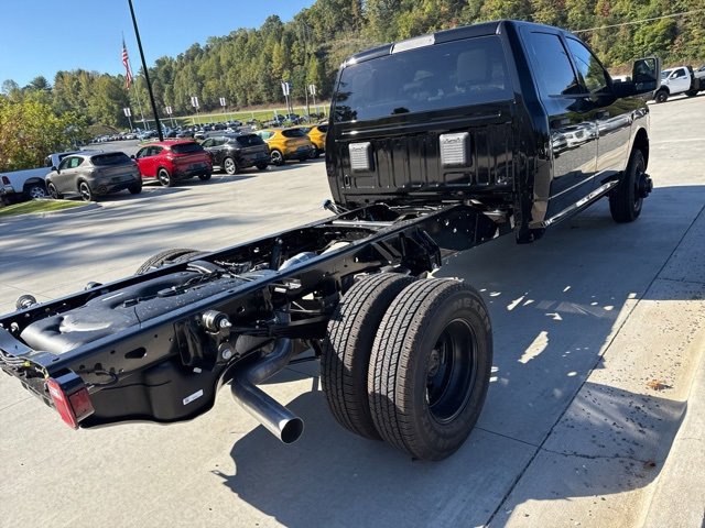 New 2026 RAM 3500 Tradesman image 5