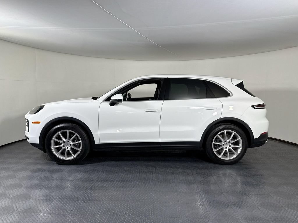 Certified 2024 Porsche Cayenne AWD/4WD image 2