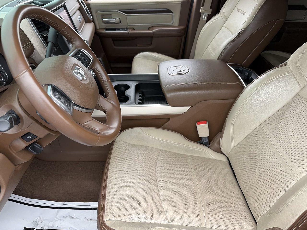 Used 2022 RAM 2500 Laramie AWD/4WD image 18