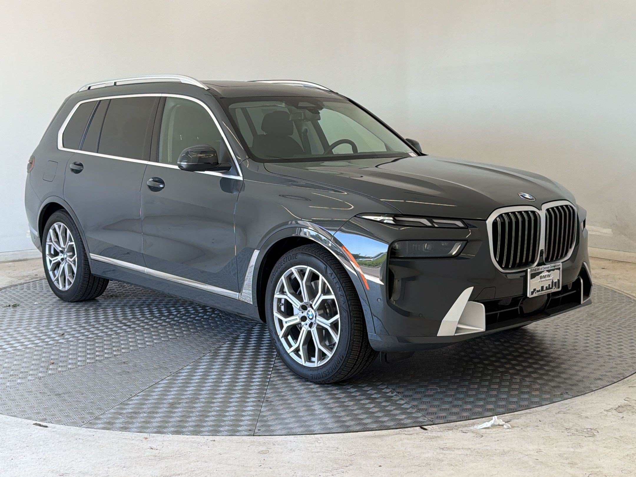 Used 2026 BMW X7 xDrive40i w/ Premium Package AWD/4WD image 7