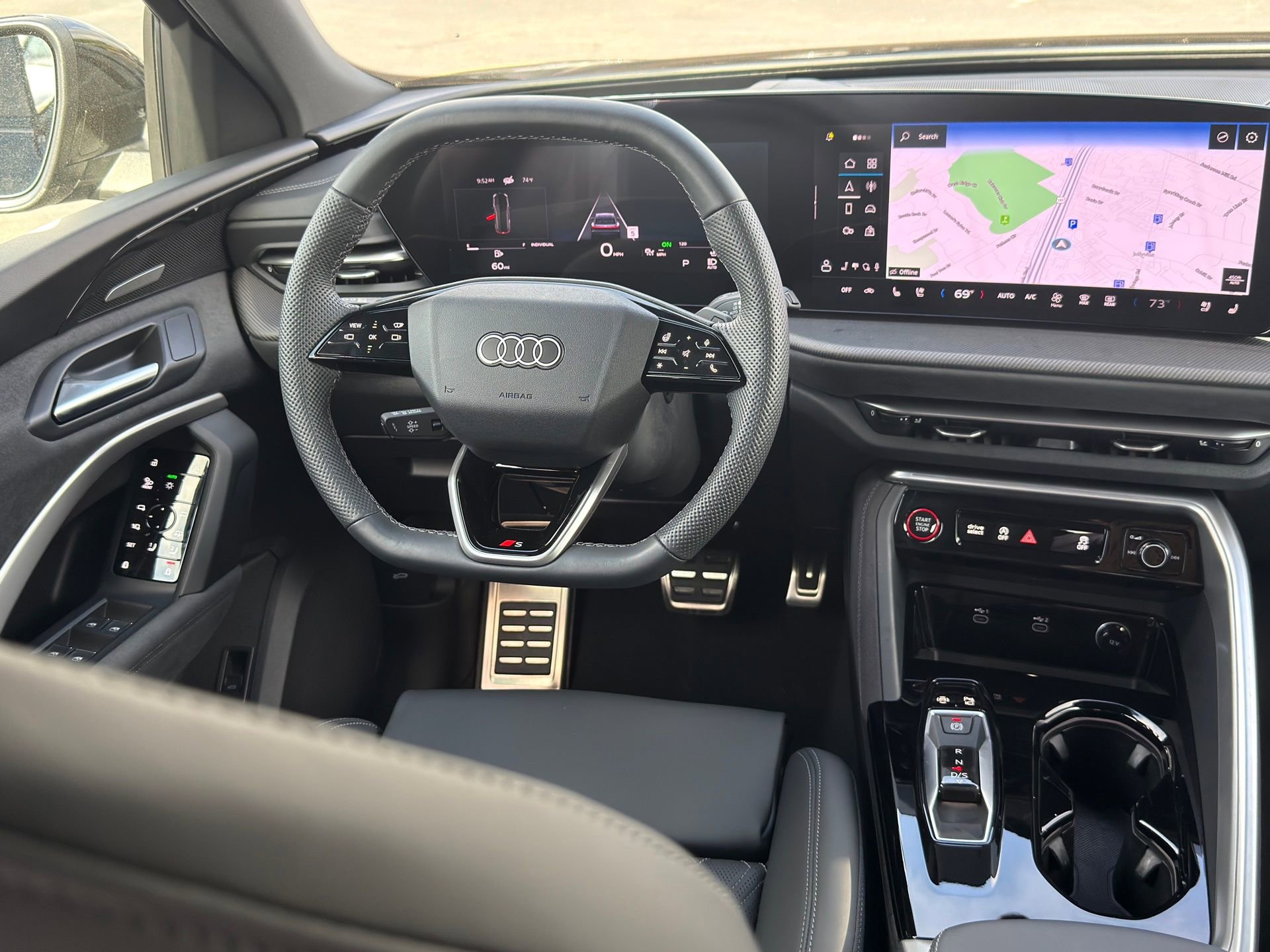 Used 2025 Audi SQ5 Premium Plus w/ Premium Plus Package image 20