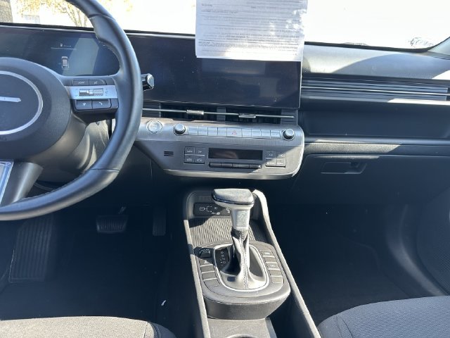Used 2024 Hyundai Kona SEL AWD/4WD image 9