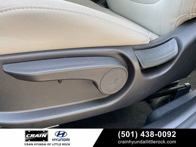 Used 2025 Hyundai Tucson SE image 11