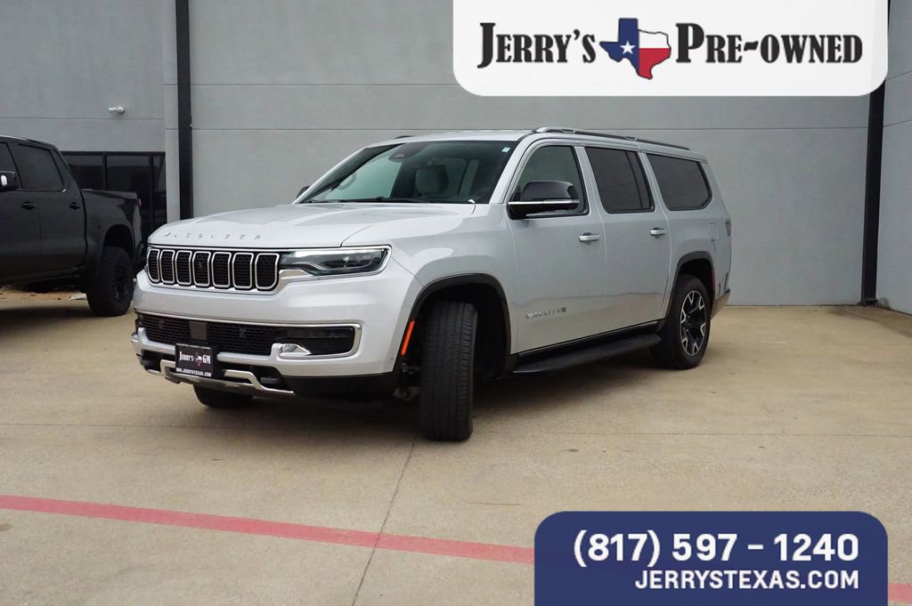 Used 2025 Jeep Wagoneer L Series III w/ HD Trailer Tow Package