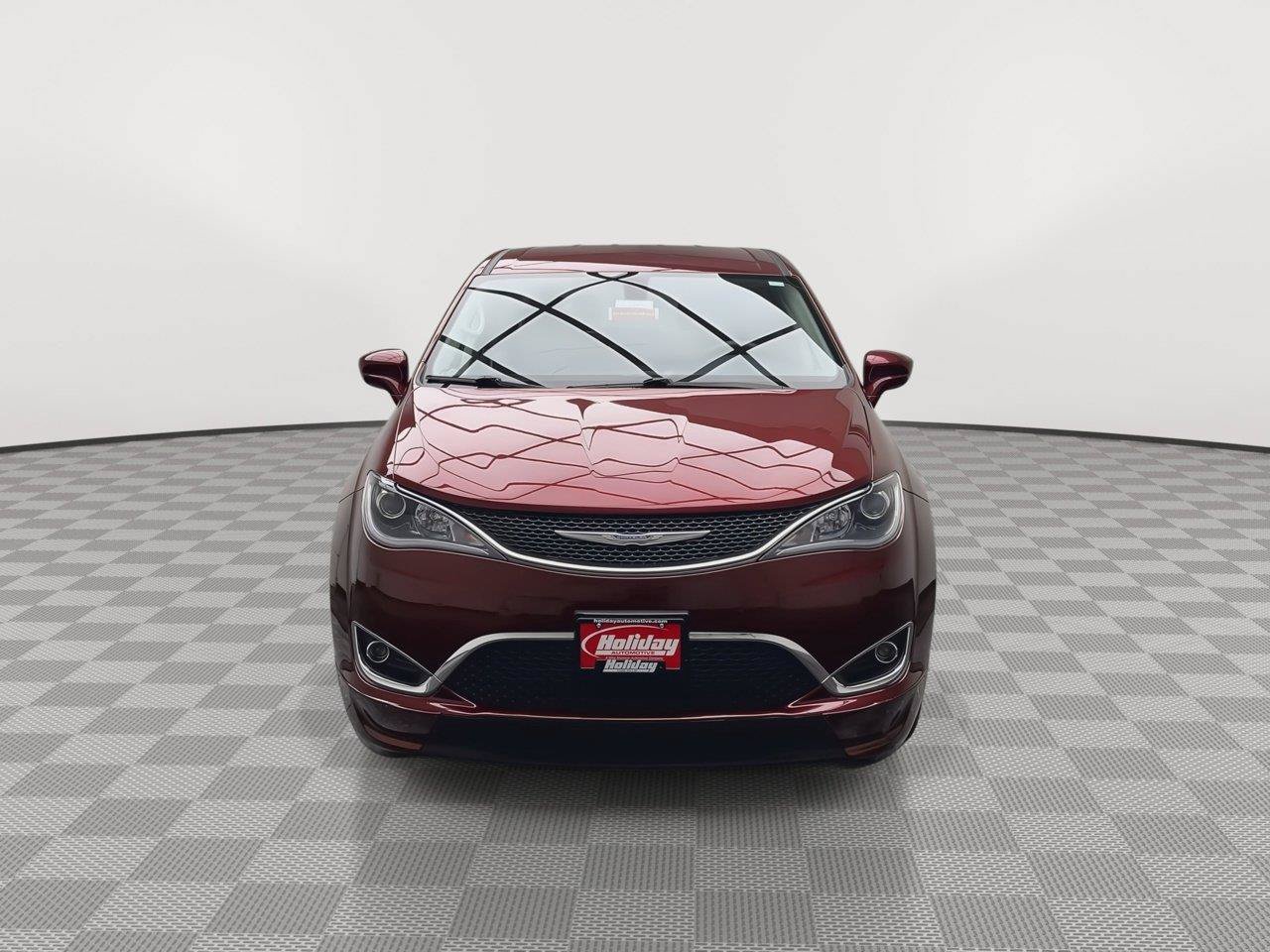 Used 2018 Chrysler Pacifica Touring Plus FWD image 30