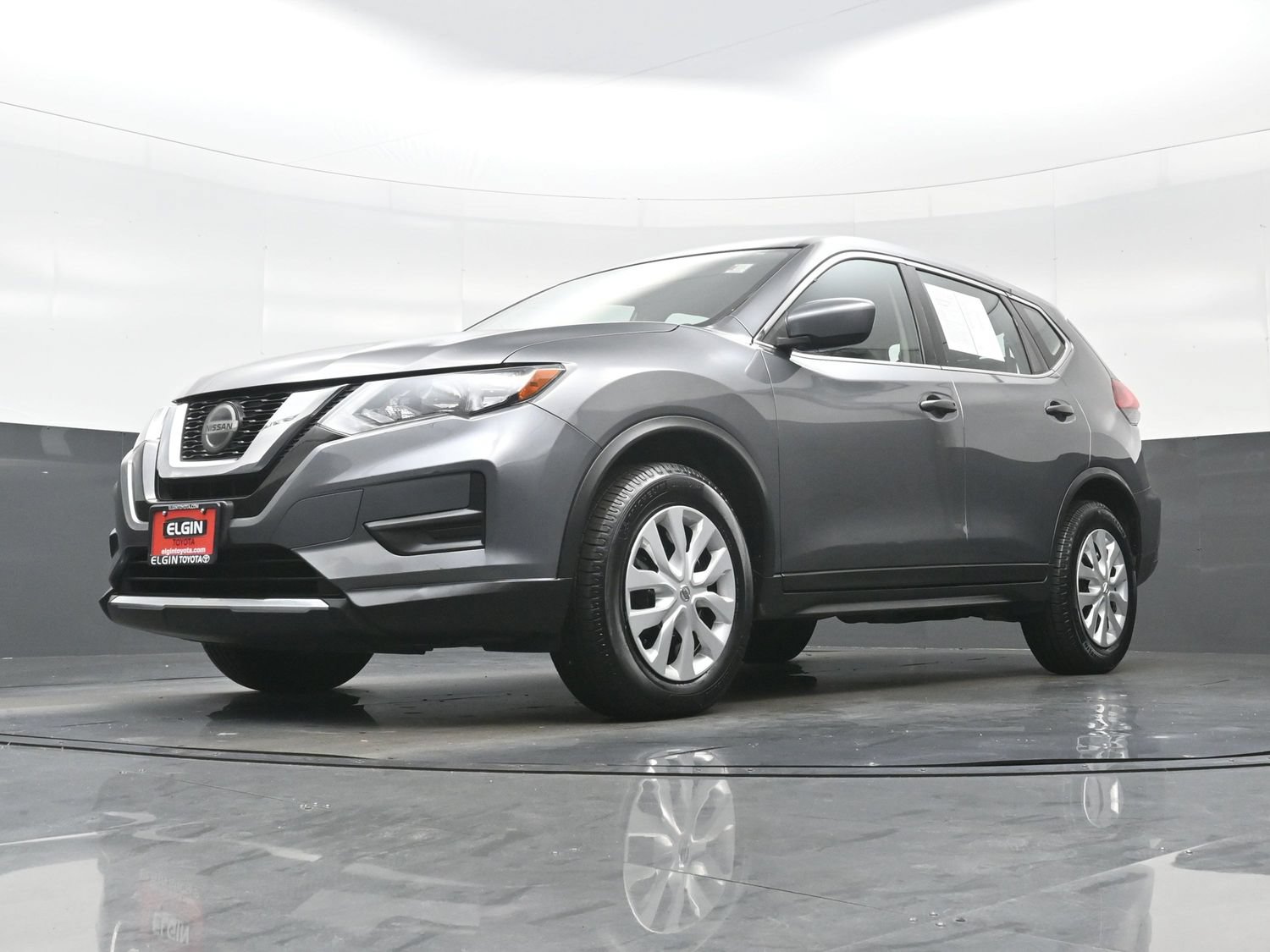 Used 2020 Nissan Rogue S FWD image 25
