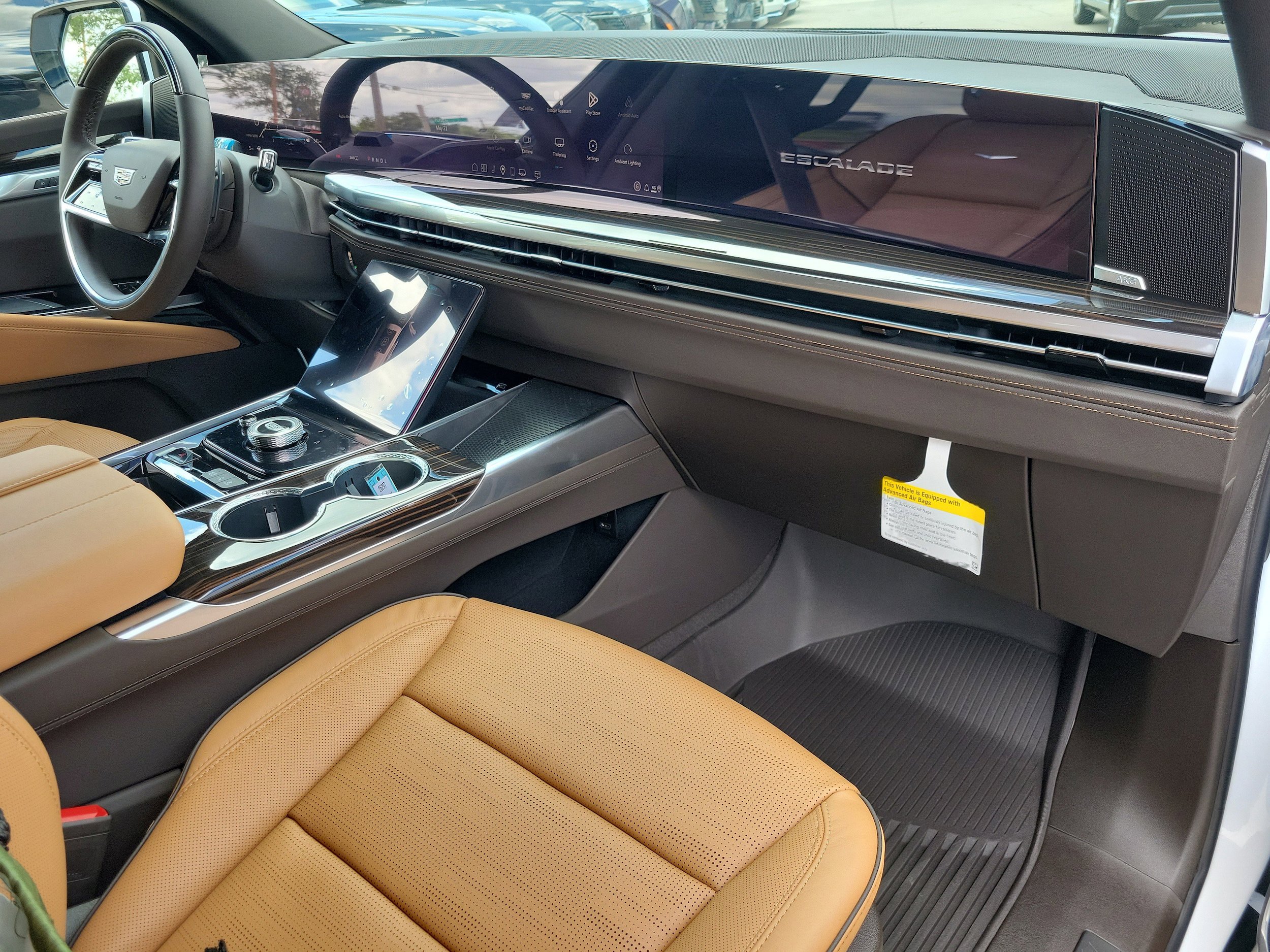 New 2026 Cadillac Escalade Luxury w/ Touring Package AWD/4WD image 11