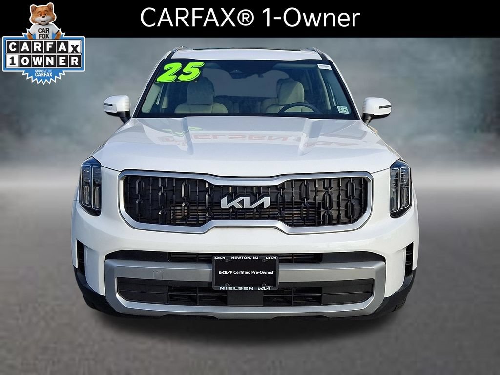 Certified 2025 Kia Telluride EX w/ EX Captain's Chair Package AWD/4WD image 3