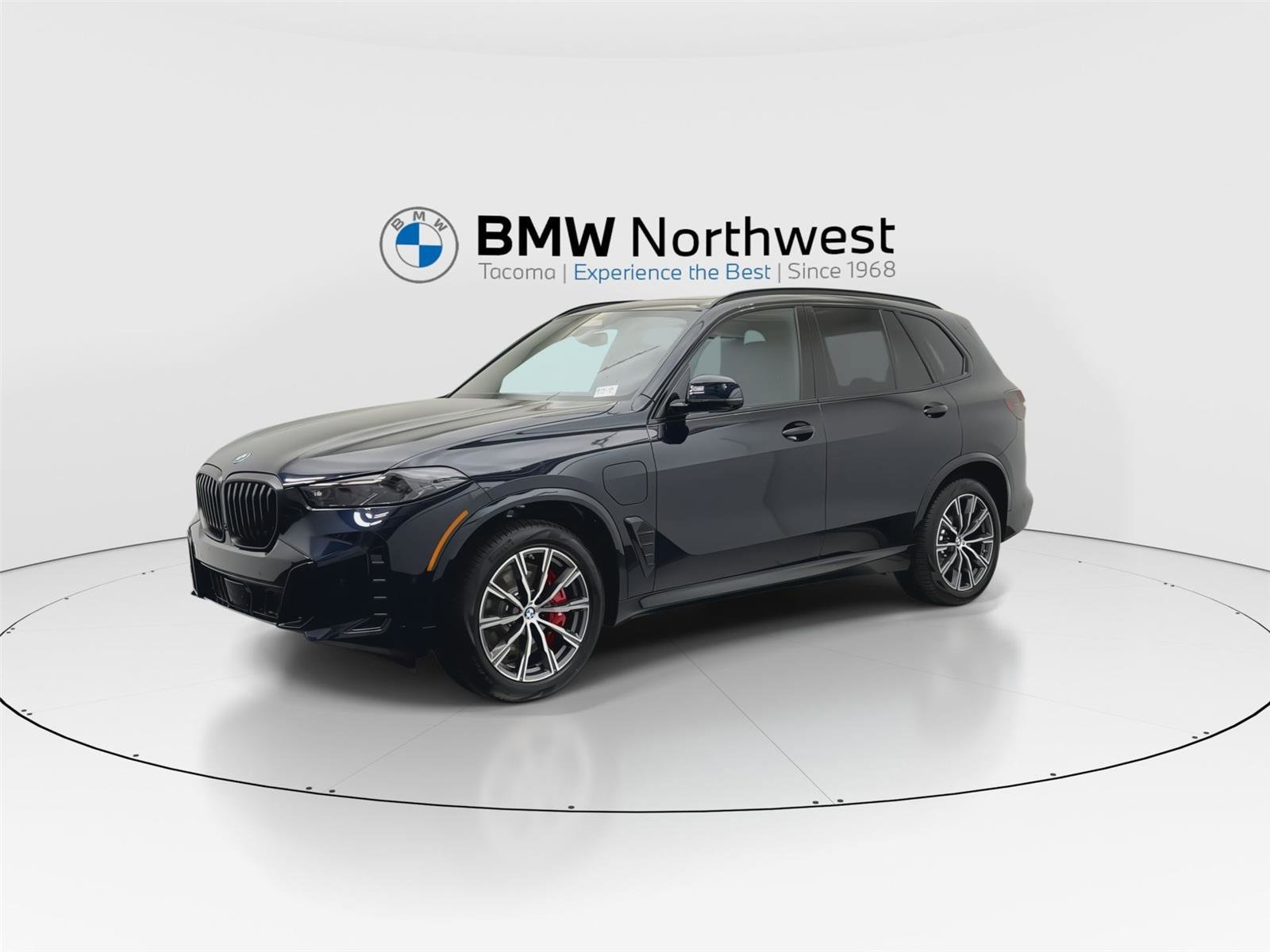 New 2026 BMW X5 xDrive50e w/ Executive Package AWD/4WD image 9
