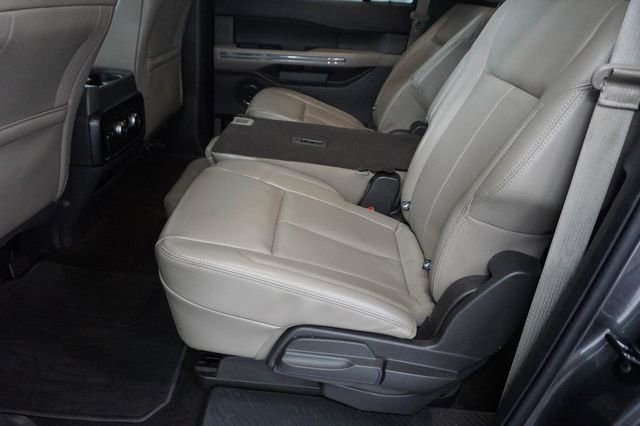 Used 2021 Ford Expedition Max XLT image 11