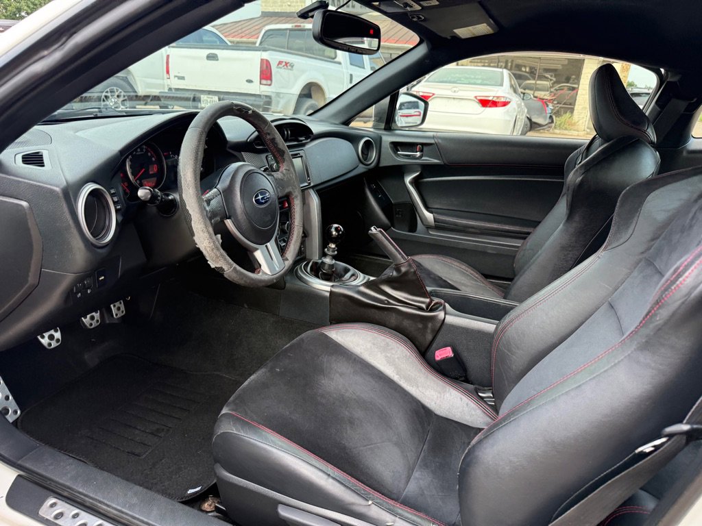 Used 2015 Subaru BRZ Limited w/ Popular Package #2B RWD image 13