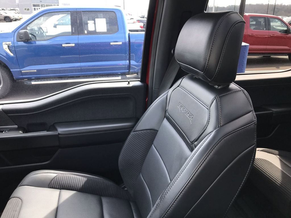Used 2023 Ford F150 Raptor w/ Raptor Carbon Fiber Package AWD/4WD image 25