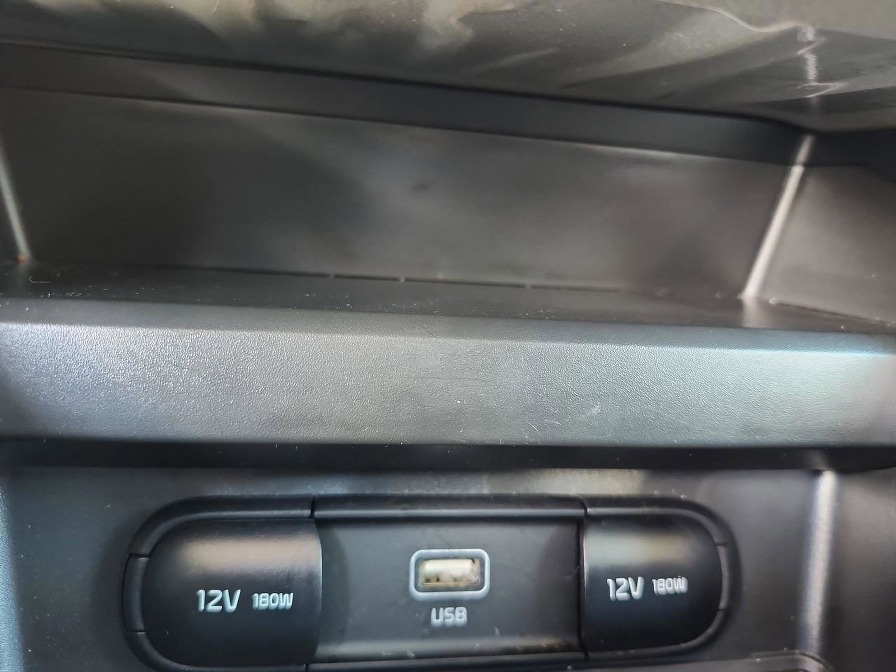 Used 2024 Kia Soul LX FWD image 25