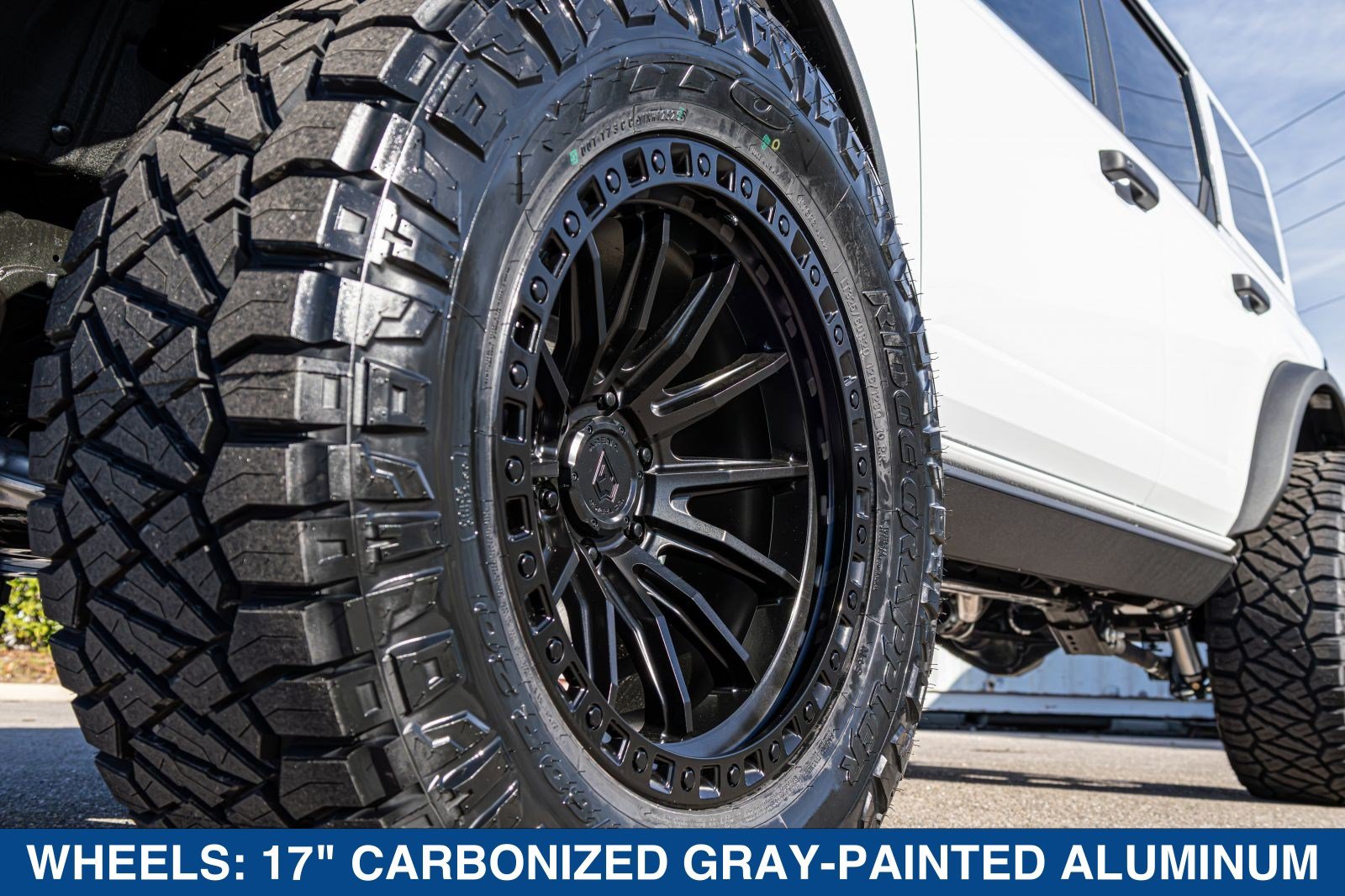 New 2025 Ford Bronco Badlands AWD/4WD image 17