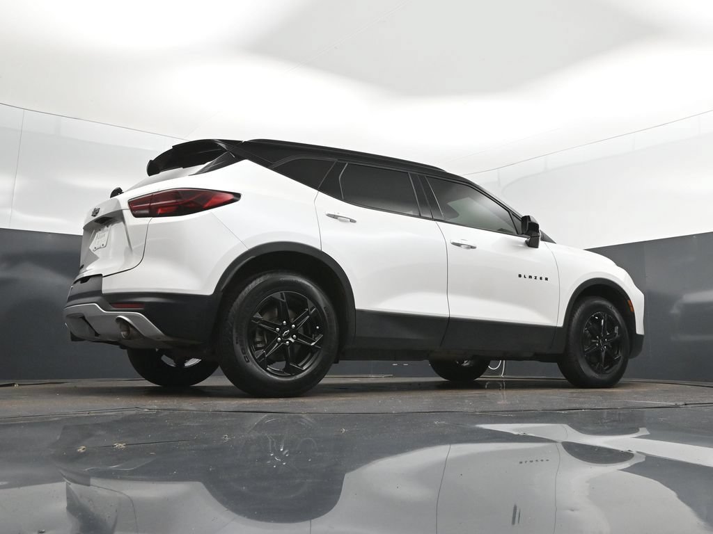 Used 2023 Chevrolet Blazer LT w/ Midnight/Sport Edition FWD image 42