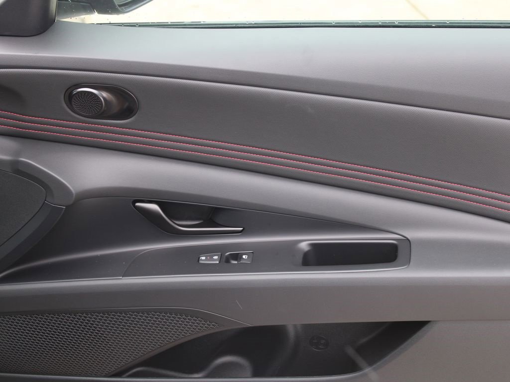 Certified 2025 Hyundai Elantra N Line image 5