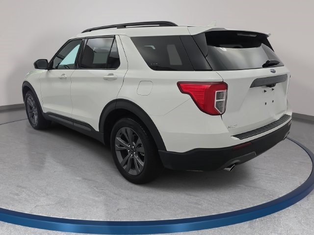 Used 2023 Ford Explorer XLT w/ Equipment Group 202A RWD image 7