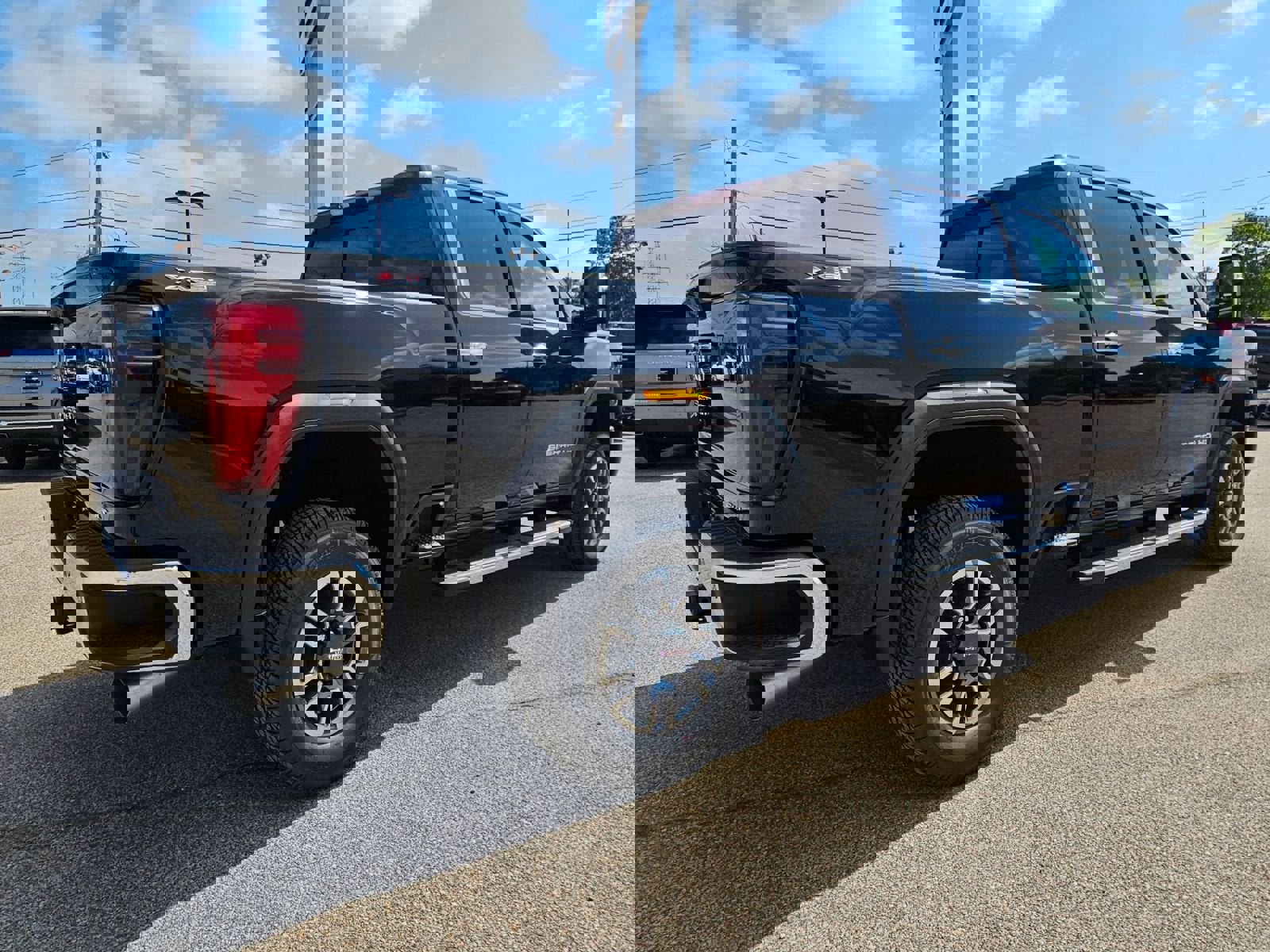 New 2026 GMC Sierra 2500 SLT w/ SLT Convenience Package image 6