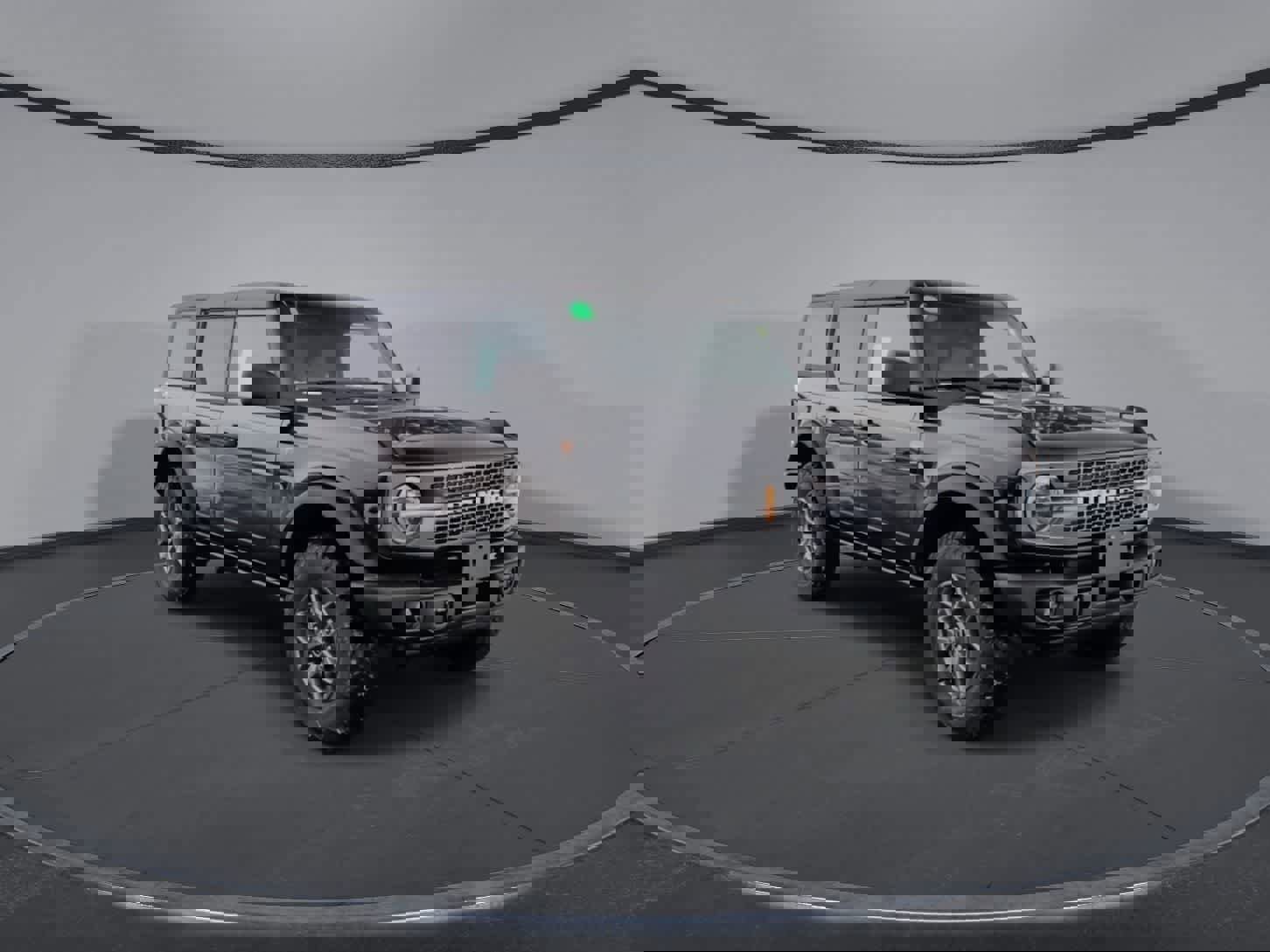 New 2025 Ford Bronco Badlands image 2