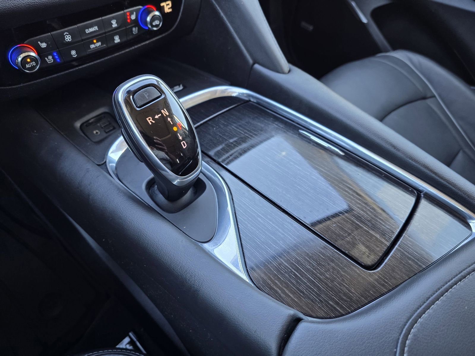 Used 2020 Buick Enclave Avenir w/ Avenir Technology Package image 29