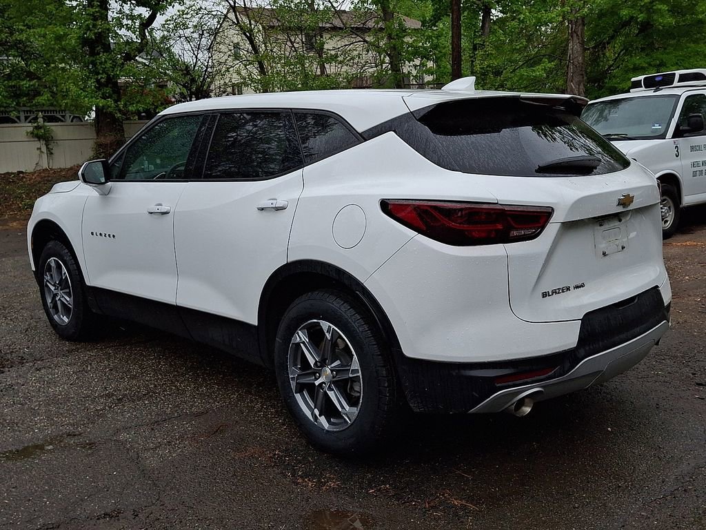 Used 2023 Chevrolet Blazer LT w/ Driver Confidence Package AWD/4WD image 6