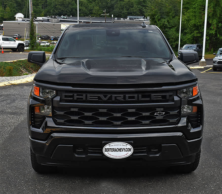 Used 2026 Chevrolet Silverado 1500 Custom w/ Turbomax Blackout Package AWD/4WD image 5