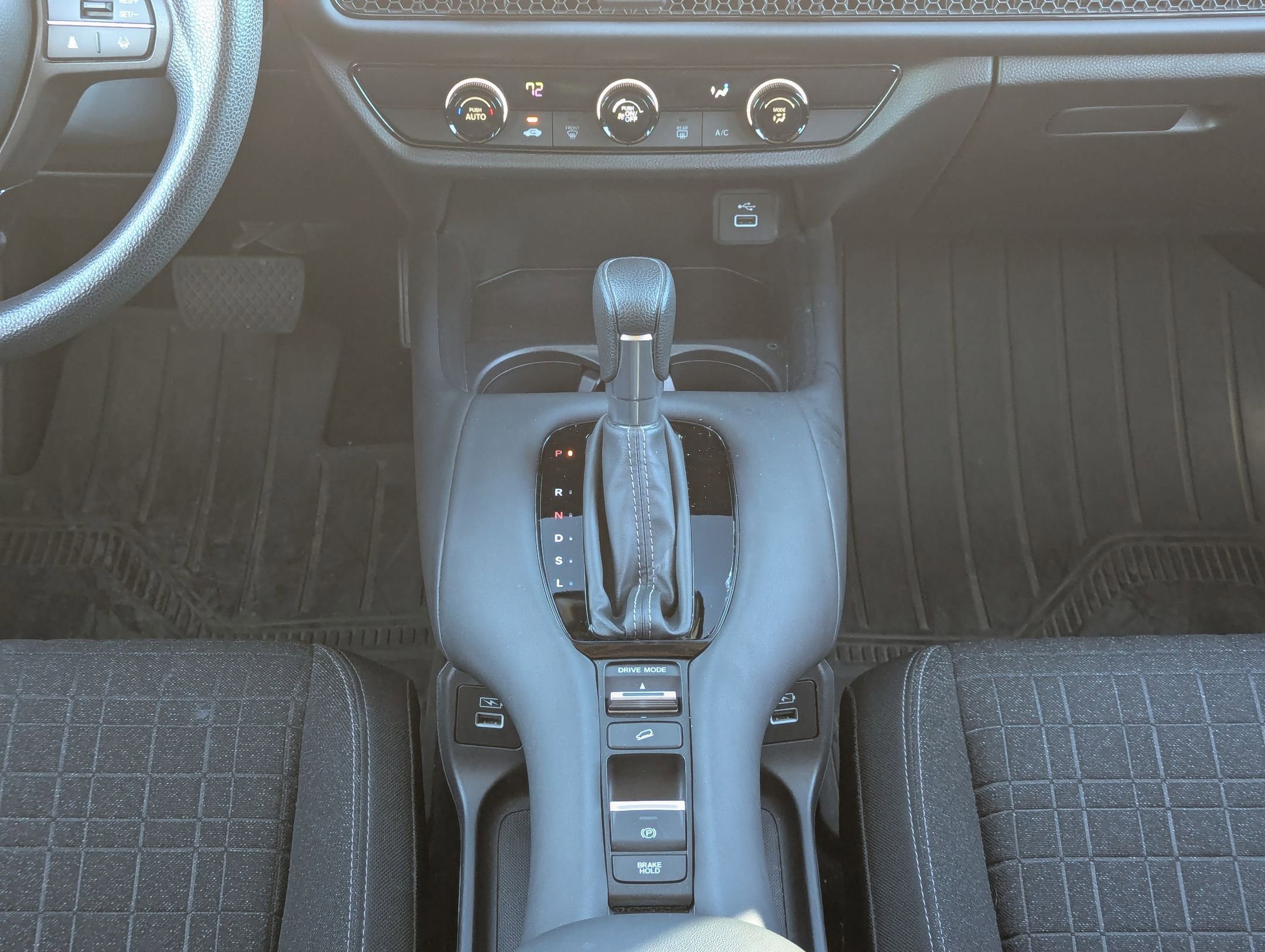 Used 2023 Honda HR-V LX image 19