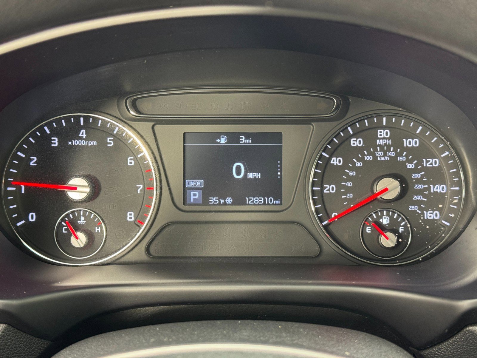 Used 2020 Kia Sorento LX image 16