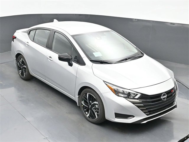 New 2025 Nissan Versa SR w/ Trunk Package image 35