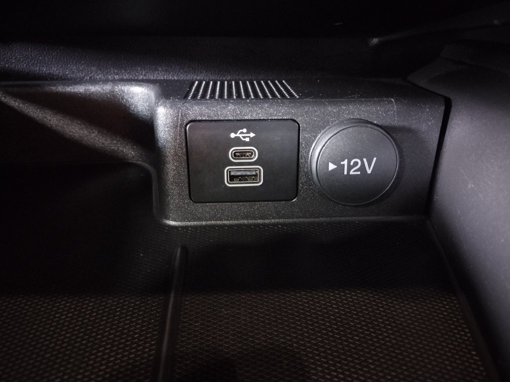Used 2024 Ford Escape ST-Line Select AWD/4WD image 39