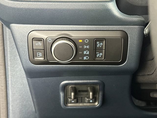 Used 2025 Ford Maverick XL w/ Equipment Group 101A image 19